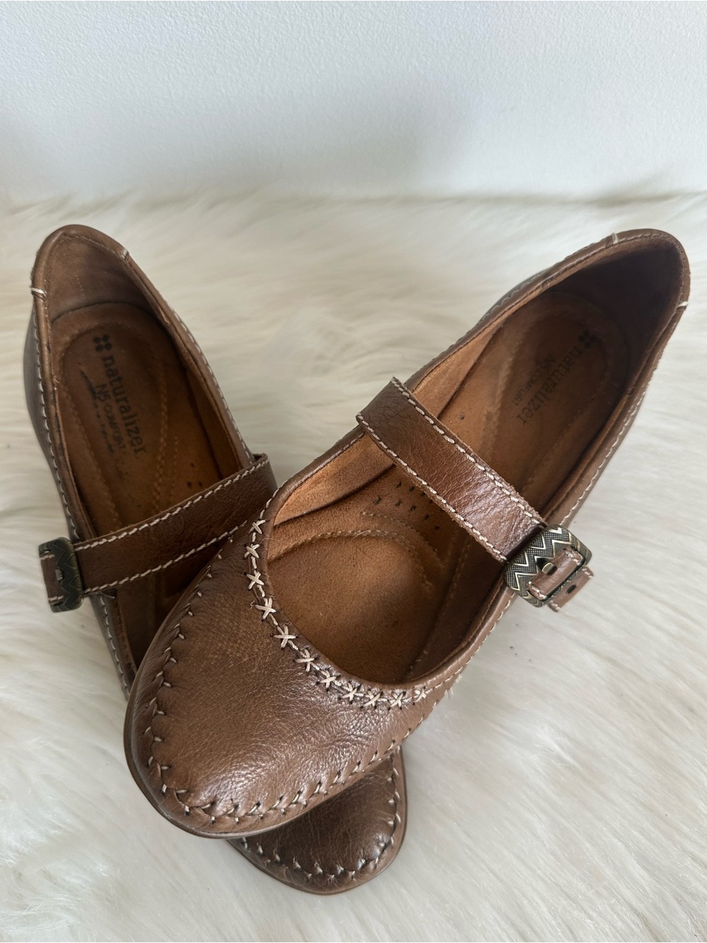 Naturalizer Women’s Brown Leather Mary Jane Block Heel Pumps Size 8 - Picture 3 of 8